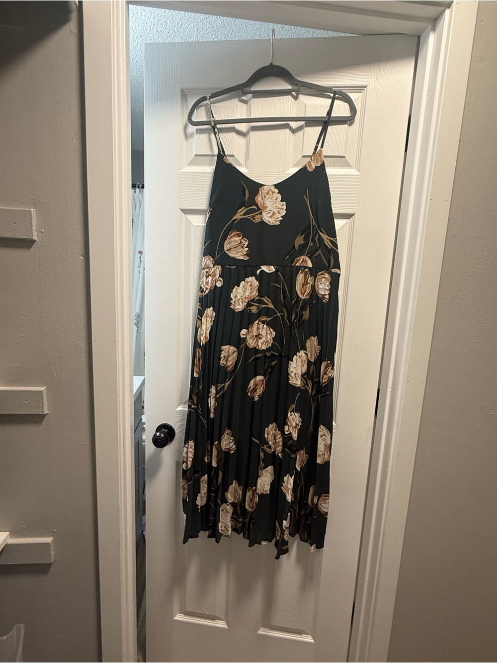 Green Floral Spaghetti-Strap Midi Dress (XXL)